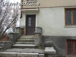 [P26] Casa &icirc;n care Traian Vuia și-a trăit ultimele clipe de viață. &Icirc;n dreapta intrării, doar urmele placii informative. » foto by iulianic
 - 
<span class="allrVoted glyphicon glyphicon-heart hidden" id="av1216500"></span>
<a class="m-l-10 hidden" id="sv1216500" onclick="voting_Foto_DelVot(,1216500,3511)" role="button">șterge vot <span class="glyphicon glyphicon-remove"></span></a>
<a id="v91216500" class=" c-red"  onclick="voting_Foto_SetVot(1216500)" role="button"><span class="glyphicon glyphicon-heart-empty"></span> <b>LIKE</b> = Votează poza</a> <img class="hidden"  id="f1216500W9" src="/imagini/loader.gif" border="0" /><span class="AjErrMes hidden" id="e1216500ErM"></span>