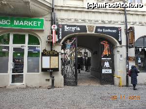 [P28] București - Centrul vechi. La Hanul cu Tei.  » foto by iulianic
 - 
<span class="allrVoted glyphicon glyphicon-heart hidden" id="av695832"></span>
<a class="m-l-10 hidden" id="sv695832" onclick="voting_Foto_DelVot(,695832,3511)" role="button">șterge vot <span class="glyphicon glyphicon-remove"></span></a>
<a id="v9695832" class=" c-red"  onclick="voting_Foto_SetVot(695832)" role="button"><span class="glyphicon glyphicon-heart-empty"></span> <b>LIKE</b> = Votează poza</a> <img class="hidden"  id="f695832W9" src="/imagini/loader.gif" border="0" /><span class="AjErrMes hidden" id="e695832ErM"></span>