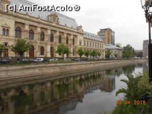 [P13] Clădiri emblematice în capitală - De-a lungul Dâmboviței, Palatul de Justiție.  » foto by iulianic
 - 
<span class="allrVoted glyphicon glyphicon-heart hidden" id="av715075"></span>
<a class="m-l-10 hidden" id="sv715075" onclick="voting_Foto_DelVot(,715075,3511)" role="button">șterge vot <span class="glyphicon glyphicon-remove"></span></a>
<a id="v9715075" class=" c-red"  onclick="voting_Foto_SetVot(715075)" role="button"><span class="glyphicon glyphicon-heart-empty"></span> <b>LIKE</b> = Votează poza</a> <img class="hidden"  id="f715075W9" src="/imagini/loader.gif" border="0" /><span class="AjErrMes hidden" id="e715075ErM"></span>