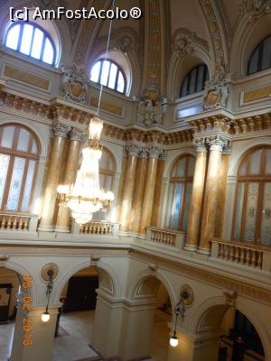 [P21] Clădiri emblematice în capitală - Palatul BNR, interior.  » foto by iulianic
 - 
<span class="allrVoted glyphicon glyphicon-heart hidden" id="av715083"></span>
<a class="m-l-10 hidden" id="sv715083" onclick="voting_Foto_DelVot(,715083,3511)" role="button">șterge vot <span class="glyphicon glyphicon-remove"></span></a>
<a id="v9715083" class=" c-red"  onclick="voting_Foto_SetVot(715083)" role="button"><span class="glyphicon glyphicon-heart-empty"></span> <b>LIKE</b> = Votează poza</a> <img class="hidden"  id="f715083W9" src="/imagini/loader.gif" border="0" /><span class="AjErrMes hidden" id="e715083ErM"></span>