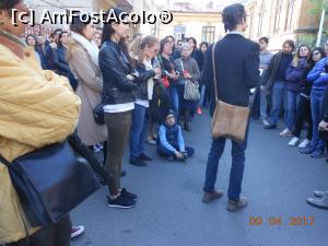 [P08] Pe urmele lui Mircea Eliade - Cu mic, cu mare, ascultăm prezentarea.  » foto by iulianic
 - 
<span class="allrVoted glyphicon glyphicon-heart hidden" id="av846240"></span>
<a class="m-l-10 hidden" id="sv846240" onclick="voting_Foto_DelVot(,846240,3511)" role="button">șterge vot <span class="glyphicon glyphicon-remove"></span></a>
<a id="v9846240" class=" c-red"  onclick="voting_Foto_SetVot(846240)" role="button"><span class="glyphicon glyphicon-heart-empty"></span> <b>LIKE</b> = Votează poza</a> <img class="hidden"  id="f846240W9" src="/imagini/loader.gif" border="0" /><span class="AjErrMes hidden" id="e846240ErM"></span>