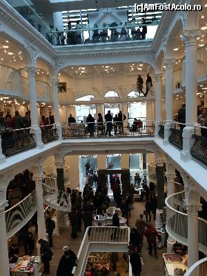 [P08] Carturesti Carusel-La cateva zile dupa inaugurare.  » foto by Floria
 - 
<span class="allrVoted glyphicon glyphicon-heart hidden" id="av604364"></span>
<a class="m-l-10 hidden" id="sv604364" onclick="voting_Foto_DelVot(,604364,3511)" role="button">șterge vot <span class="glyphicon glyphicon-remove"></span></a>
<a id="v9604364" class=" c-red"  onclick="voting_Foto_SetVot(604364)" role="button"><span class="glyphicon glyphicon-heart-empty"></span> <b>LIKE</b> = Votează poza</a> <img class="hidden"  id="f604364W9" src="/imagini/loader.gif" border="0" /><span class="AjErrMes hidden" id="e604364ErM"></span>