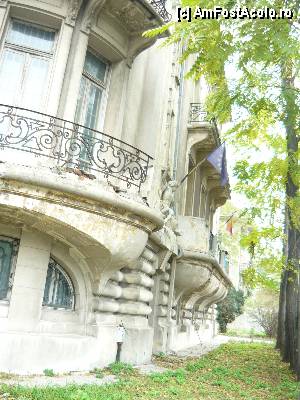 [P05] Bucuresti - Observatorul Astronomic - Casa Amiral Vasile Urseanu » foto by Diaura*
 - 
<span class="allrVoted glyphicon glyphicon-heart hidden" id="av386801"></span>
<a class="m-l-10 hidden" id="sv386801" onclick="voting_Foto_DelVot(,386801,3511)" role="button">șterge vot <span class="glyphicon glyphicon-remove"></span></a>
<a id="v9386801" class=" c-red"  onclick="voting_Foto_SetVot(386801)" role="button"><span class="glyphicon glyphicon-heart-empty"></span> <b>LIKE</b> = Votează poza</a> <img class="hidden"  id="f386801W9" src="/imagini/loader.gif" border="0" /><span class="AjErrMes hidden" id="e386801ErM"></span>