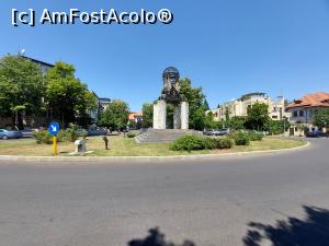 [P20] 20. &Icirc;n acest cartier avem numai nume de capitale. Aceasta este Piața Quito. » foto by msnd
 - 
<span class="allrVoted glyphicon glyphicon-heart hidden" id="av1325478"></span>
<a class="m-l-10 hidden" id="sv1325478" onclick="voting_Foto_DelVot(,1325478,3511)" role="button">șterge vot <span class="glyphicon glyphicon-remove"></span></a>
<a id="v91325478" class=" c-red"  onclick="voting_Foto_SetVot(1325478)" role="button"><span class="glyphicon glyphicon-heart-empty"></span> <b>LIKE</b> = Votează poza</a> <img class="hidden"  id="f1325478W9" src="/imagini/loader.gif" border="0" /><span class="AjErrMes hidden" id="e1325478ErM"></span>