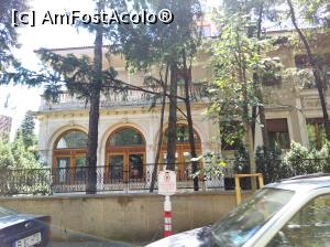 [P31] 31. Celebra vilă a lui Ceaușescu, de pe Bulevardul Primăverii. » foto by msnd
 - 
<span class="allrVoted glyphicon glyphicon-heart hidden" id="av1325489"></span>
<a class="m-l-10 hidden" id="sv1325489" onclick="voting_Foto_DelVot(,1325489,3511)" role="button">șterge vot <span class="glyphicon glyphicon-remove"></span></a>
<a id="v91325489" class=" c-red"  onclick="voting_Foto_SetVot(1325489)" role="button"><span class="glyphicon glyphicon-heart-empty"></span> <b>LIKE</b> = Votează poza</a> <img class="hidden"  id="f1325489W9" src="/imagini/loader.gif" border="0" /><span class="AjErrMes hidden" id="e1325489ErM"></span>