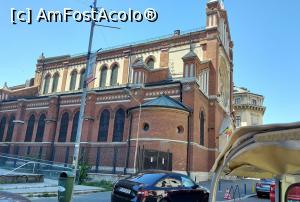 [P05] 5. Catedrala Sf&acirc;ntul Iosif, la umbra unui bloc ce nu are ce căuta acolo. » foto by msnd
 - 
<span class="allrVoted glyphicon glyphicon-heart hidden" id="av1325463"></span>
<a class="m-l-10 hidden" id="sv1325463" onclick="voting_Foto_DelVot(,1325463,3511)" role="button">șterge vot <span class="glyphicon glyphicon-remove"></span></a>
<a id="v91325463" class=" c-red"  onclick="voting_Foto_SetVot(1325463)" role="button"><span class="glyphicon glyphicon-heart-empty"></span> <b>LIKE</b> = Votează poza</a> <img class="hidden"  id="f1325463W9" src="/imagini/loader.gif" border="0" /><span class="AjErrMes hidden" id="e1325463ErM"></span>