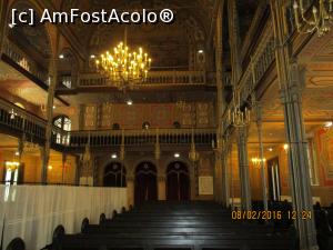 [P10] Sala mare de rugaciune, vazuta de la amvon spre iesire.  » foto by elviramvio
 - 
<span class="allrVoted glyphicon glyphicon-heart hidden" id="av715216"></span>
<a class="m-l-10 hidden" id="sv715216" onclick="voting_Foto_DelVot(,715216,3511)" role="button">șterge vot <span class="glyphicon glyphicon-remove"></span></a>
<a id="v9715216" class=" c-red"  onclick="voting_Foto_SetVot(715216)" role="button"><span class="glyphicon glyphicon-heart-empty"></span> <b>LIKE</b> = Votează poza</a> <img class="hidden"  id="f715216W9" src="/imagini/loader.gif" border="0" /><span class="AjErrMes hidden" id="e715216ErM"></span>