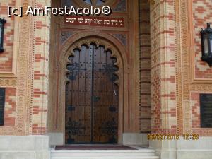 [P04] Ușa principala cu sulul ce conține pergamentul cu texte biblice.  » foto by elviramvio
 - 
<span class="allrVoted glyphicon glyphicon-heart hidden" id="av715210"></span>
<a class="m-l-10 hidden" id="sv715210" onclick="voting_Foto_DelVot(,715210,3511)" role="button">șterge vot <span class="glyphicon glyphicon-remove"></span></a>
<a id="v9715210" class=" c-red"  onclick="voting_Foto_SetVot(715210)" role="button"><span class="glyphicon glyphicon-heart-empty"></span> <b>LIKE</b> = Votează poza</a> <img class="hidden"  id="f715210W9" src="/imagini/loader.gif" border="0" /><span class="AjErrMes hidden" id="e715210ErM"></span>