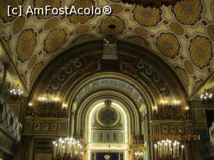 [P02] Peretele estic, spre Ierusalim, cu simbolurile celor 12 triburi.  » foto by elviramvio
 - 
<span class="allrVoted glyphicon glyphicon-heart hidden" id="av736895"></span>
<a class="m-l-10 hidden" id="sv736895" onclick="voting_Foto_DelVot(,736895,3511)" role="button">șterge vot <span class="glyphicon glyphicon-remove"></span></a>
<a id="v9736895" class=" c-red"  onclick="voting_Foto_SetVot(736895)" role="button"><span class="glyphicon glyphicon-heart-empty"></span> <b>LIKE</b> = Votează poza</a> <img class="hidden"  id="f736895W9" src="/imagini/loader.gif" border="0" /><span class="AjErrMes hidden" id="e736895ErM"></span>