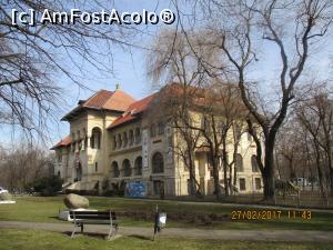 [P05] Muzeul de Geologie privit dinspre Muzeul Antipa » foto by elviramvio
 - 
<span class="allrVoted glyphicon glyphicon-heart hidden" id="av837609"></span>
<a class="m-l-10 hidden" id="sv837609" onclick="voting_Foto_DelVot(,837609,3511)" role="button">șterge vot <span class="glyphicon glyphicon-remove"></span></a>
<a id="v9837609" class=" c-red"  onclick="voting_Foto_SetVot(837609)" role="button"><span class="glyphicon glyphicon-heart-empty"></span> <b>LIKE</b> = Votează poza</a> <img class="hidden"  id="f837609W9" src="/imagini/loader.gif" border="0" /><span class="AjErrMes hidden" id="e837609ErM"></span>