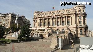 [P17] Palatul Cercului Militar National, Bd. Regina Elisabeta » foto by zuftim
 - 
<span class="allrVoted glyphicon glyphicon-heart hidden" id="av546078"></span>
<a class="m-l-10 hidden" id="sv546078" onclick="voting_Foto_DelVot(,546078,3511)" role="button">șterge vot <span class="glyphicon glyphicon-remove"></span></a>
<a id="v9546078" class=" c-red"  onclick="voting_Foto_SetVot(546078)" role="button"><span class="glyphicon glyphicon-heart-empty"></span> <b>LIKE</b> = Votează poza</a> <img class="hidden"  id="f546078W9" src="/imagini/loader.gif" border="0" /><span class="AjErrMes hidden" id="e546078ErM"></span>