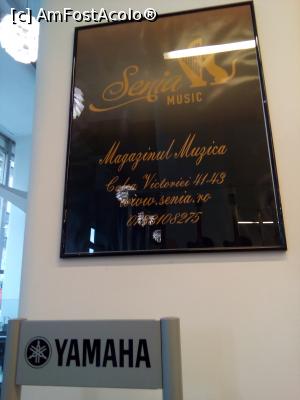 [P10] Magazinul Muzica - Calea Victoriei, numărul 41 – 43, București,  » foto by danaeldreny*
 - 
<span class="allrVoted glyphicon glyphicon-heart hidden" id="av858271"></span>
<a class="m-l-10 hidden" id="sv858271" onclick="voting_Foto_DelVot(,858271,3511)" role="button">șterge vot <span class="glyphicon glyphicon-remove"></span></a>
<a id="v9858271" class=" c-red"  onclick="voting_Foto_SetVot(858271)" role="button"><span class="glyphicon glyphicon-heart-empty"></span> <b>LIKE</b> = Votează poza</a> <img class="hidden"  id="f858271W9" src="/imagini/loader.gif" border="0" /><span class="AjErrMes hidden" id="e858271ErM"></span>