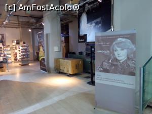 [P28] Magazinul Muzica - Calea Victoriei, numărul 41 – 43, București,  » foto by danaeldreny*
 - 
<span class="allrVoted glyphicon glyphicon-heart hidden" id="av858289"></span>
<a class="m-l-10 hidden" id="sv858289" onclick="voting_Foto_DelVot(,858289,3511)" role="button">șterge vot <span class="glyphicon glyphicon-remove"></span></a>
<a id="v9858289" class=" c-red"  onclick="voting_Foto_SetVot(858289)" role="button"><span class="glyphicon glyphicon-heart-empty"></span> <b>LIKE</b> = Votează poza</a> <img class="hidden"  id="f858289W9" src="/imagini/loader.gif" border="0" /><span class="AjErrMes hidden" id="e858289ErM"></span>