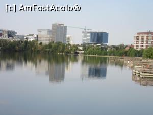 [P10] Imobiliarele construiesc &icirc;ncă &icirc;n cartier » foto by Michi
 - 
<span class="allrVoted glyphicon glyphicon-heart hidden" id="av1242714"></span>
<a class="m-l-10 hidden" id="sv1242714" onclick="voting_Foto_DelVot(,1242714,3511)" role="button">șterge vot <span class="glyphicon glyphicon-remove"></span></a>
<a id="v91242714" class=" c-red"  onclick="voting_Foto_SetVot(1242714)" role="button"><span class="glyphicon glyphicon-heart-empty"></span> <b>LIKE</b> = Votează poza</a> <img class="hidden"  id="f1242714W9" src="/imagini/loader.gif" border="0" /><span class="AjErrMes hidden" id="e1242714ErM"></span>