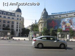 [P24] Statuia lui Mihai Viteazul în faţa BCR, acoperită de staţia de troleibuz » foto by Michi
 - 
<span class="allrVoted glyphicon glyphicon-heart hidden" id="av1311049"></span>
<a class="m-l-10 hidden" id="sv1311049" onclick="voting_Foto_DelVot(,1311049,3511)" role="button">șterge vot <span class="glyphicon glyphicon-remove"></span></a>
<a id="v91311049" class=" c-red"  onclick="voting_Foto_SetVot(1311049)" role="button"><span class="glyphicon glyphicon-heart-empty"></span> <b>LIKE</b> = Votează poza</a> <img class="hidden"  id="f1311049W9" src="/imagini/loader.gif" border="0" /><span class="AjErrMes hidden" id="e1311049ErM"></span>