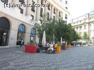 [P10] Cafenea &icirc;n faţa cădirii Creditului Industrial » foto by Michi
 - 
<span class="allrVoted glyphicon glyphicon-heart hidden" id="av1311649"></span>
<a class="m-l-10 hidden" id="sv1311649" onclick="voting_Foto_DelVot(,1311649,3511)" role="button">șterge vot <span class="glyphicon glyphicon-remove"></span></a>
<a id="v91311649" class=" c-red"  onclick="voting_Foto_SetVot(1311649)" role="button"><span class="glyphicon glyphicon-heart-empty"></span> <b>LIKE</b> = Votează poza</a> <img class="hidden"  id="f1311649W9" src="/imagini/loader.gif" border="0" /><span class="AjErrMes hidden" id="e1311649ErM"></span>