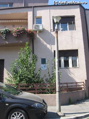 [P24] Casa în care a locuit Serban Cioculescu » foto by Michi
 - 
<span class="allrVoted glyphicon glyphicon-heart hidden" id="av559014"></span>
<a class="m-l-10 hidden" id="sv559014" onclick="voting_Foto_DelVot(,559014,3511)" role="button">șterge vot <span class="glyphicon glyphicon-remove"></span></a>
<a id="v9559014" class=" c-red"  onclick="voting_Foto_SetVot(559014)" role="button"><span class="glyphicon glyphicon-heart-empty"></span> <b>LIKE</b> = Votează poza</a> <img class="hidden"  id="f559014W9" src="/imagini/loader.gif" border="0" /><span class="AjErrMes hidden" id="e559014ErM"></span>