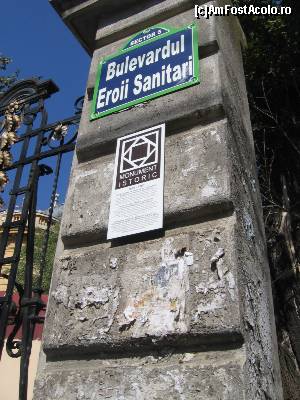 [P06] Facultatea de Medicină, monument istoric » foto by Michi
 - 
<span class="allrVoted glyphicon glyphicon-heart hidden" id="av559698"></span>
<a class="m-l-10 hidden" id="sv559698" onclick="voting_Foto_DelVot(,559698,3511)" role="button">șterge vot <span class="glyphicon glyphicon-remove"></span></a>
<a id="v9559698" class=" c-red"  onclick="voting_Foto_SetVot(559698)" role="button"><span class="glyphicon glyphicon-heart-empty"></span> <b>LIKE</b> = Votează poza</a> <img class="hidden"  id="f559698W9" src="/imagini/loader.gif" border="0" /><span class="AjErrMes hidden" id="e559698ErM"></span>