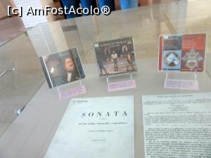 [P16] Afiş expoziţie în 2018 » foto by Michi
 - 
<span class="allrVoted glyphicon glyphicon-heart hidden" id="av972606"></span>
<a class="m-l-10 hidden" id="sv972606" onclick="voting_Foto_DelVot(,972606,3511)" role="button">șterge vot <span class="glyphicon glyphicon-remove"></span></a>
<a id="v9972606" class=" c-red"  onclick="voting_Foto_SetVot(972606)" role="button"><span class="glyphicon glyphicon-heart-empty"></span> <b>LIKE</b> = Votează poza</a> <img class="hidden"  id="f972606W9" src="/imagini/loader.gif" border="0" /><span class="AjErrMes hidden" id="e972606ErM"></span>