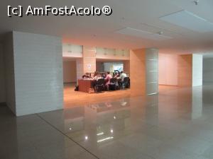 [P09] Masă de lectură într-un ˝buzunar˝al atriumului » foto by Michi
 - 
<span class="allrVoted glyphicon glyphicon-heart hidden" id="av972597"></span>
<a class="m-l-10 hidden" id="sv972597" onclick="voting_Foto_DelVot(,972597,3511)" role="button">șterge vot <span class="glyphicon glyphicon-remove"></span></a>
<a id="v9972597" class=" c-red"  onclick="voting_Foto_SetVot(972597)" role="button"><span class="glyphicon glyphicon-heart-empty"></span> <b>LIKE</b> = Votează poza</a> <img class="hidden"  id="f972597W9" src="/imagini/loader.gif" border="0" /><span class="AjErrMes hidden" id="e972597ErM"></span>