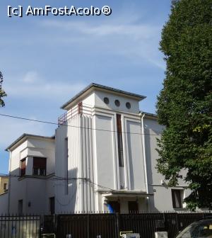 [P10] Casă &icirc;n Cotroceni. » foto by tata123 🔱
 - 
<span class="allrVoted glyphicon glyphicon-heart hidden" id="av1196916"></span>
<a class="m-l-10 hidden" id="sv1196916" onclick="voting_Foto_DelVot(,1196916,3511)" role="button">șterge vot <span class="glyphicon glyphicon-remove"></span></a>
<a id="v91196916" class=" c-red"  onclick="voting_Foto_SetVot(1196916)" role="button"><span class="glyphicon glyphicon-heart-empty"></span> <b>LIKE</b> = Votează poza</a> <img class="hidden"  id="f1196916W9" src="/imagini/loader.gif" border="0" /><span class="AjErrMes hidden" id="e1196916ErM"></span>