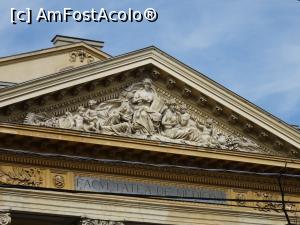 [P03] Frontonul Palatului Facultății de Medicină. » foto by tata123 🔱
 - 
<span class="allrVoted glyphicon glyphicon-heart hidden" id="av1200746"></span>
<a class="m-l-10 hidden" id="sv1200746" onclick="voting_Foto_DelVot(,1200746,3511)" role="button">șterge vot <span class="glyphicon glyphicon-remove"></span></a>
<a id="v91200746" class=" c-red"  onclick="voting_Foto_SetVot(1200746)" role="button"><span class="glyphicon glyphicon-heart-empty"></span> <b>LIKE</b> = Votează poza</a> <img class="hidden"  id="f1200746W9" src="/imagini/loader.gif" border="0" /><span class="AjErrMes hidden" id="e1200746ErM"></span>