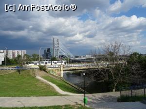 [P22] Linia tramvaiului 41 și podul hobanat peste D&acirc;mbovița. » foto by tata123 🔱
 - 
<span class="allrVoted glyphicon glyphicon-heart hidden" id="av1310201"></span>
<a class="m-l-10 hidden" id="sv1310201" onclick="voting_Foto_DelVot(,1310201,3511)" role="button">șterge vot <span class="glyphicon glyphicon-remove"></span></a>
<a id="v91310201" class=" c-red"  onclick="voting_Foto_SetVot(1310201)" role="button"><span class="glyphicon glyphicon-heart-empty"></span> <b>LIKE</b> = Votează poza</a> <img class="hidden"  id="f1310201W9" src="/imagini/loader.gif" border="0" /><span class="AjErrMes hidden" id="e1310201ErM"></span>