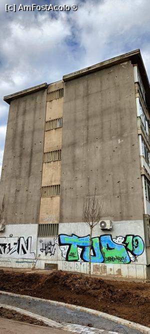 [P26] Urme de gloanțe pe clădiri din Drumul Taberei (I). » foto by tata123 🔱
 - 
<span class="allrVoted glyphicon glyphicon-heart hidden" id="av1406435"></span>
<a class="m-l-10 hidden" id="sv1406435" onclick="voting_Foto_DelVot(,1406435,3511)" role="button">șterge vot <span class="glyphicon glyphicon-remove"></span></a>
<a id="v91406435" class=" c-red"  onclick="voting_Foto_SetVot(1406435)" role="button"><span class="glyphicon glyphicon-heart-empty"></span> <b>LIKE</b> = Votează poza</a> <img class="hidden"  id="f1406435W9" src="/imagini/loader.gif" border="0" /><span class="AjErrMes hidden" id="e1406435ErM"></span>