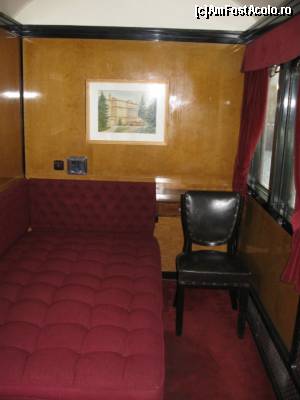 [P12] Dormitorul Reginei - Trenul Regal » foto by tata123 🔱
 - 
<span class="allrVoted glyphicon glyphicon-heart hidden" id="av503975"></span>
<a class="m-l-10 hidden" id="sv503975" onclick="voting_Foto_DelVot(,503975,3511)" role="button">șterge vot <span class="glyphicon glyphicon-remove"></span></a>
<a id="v9503975" class=" c-red"  onclick="voting_Foto_SetVot(503975)" role="button"><span class="glyphicon glyphicon-heart-empty"></span> <b>LIKE</b> = Votează poza</a> <img class="hidden"  id="f503975W9" src="/imagini/loader.gif" border="0" /><span class="AjErrMes hidden" id="e503975ErM"></span>