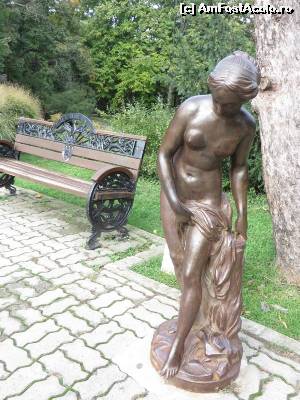 [P16] Tânără fată la baie (Venus) - Henry Louis Le Vasseur? - Parcul Herăstrău.  » foto by tata123 🔱
 - 
<span class="allrVoted glyphicon glyphicon-heart hidden" id="av683947"></span>
<a class="m-l-10 hidden" id="sv683947" onclick="voting_Foto_DelVot(,683947,3511)" role="button">șterge vot <span class="glyphicon glyphicon-remove"></span></a>
<a id="v9683947" class=" c-red"  onclick="voting_Foto_SetVot(683947)" role="button"><span class="glyphicon glyphicon-heart-empty"></span> <b>LIKE</b> = Votează poza</a> <img class="hidden"  id="f683947W9" src="/imagini/loader.gif" border="0" /><span class="AjErrMes hidden" id="e683947ErM"></span>