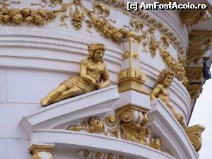 [P23] Alte reprezentări feminine pe o clădire de pe str. Matei Basarab colț cu str. Romulus.  » foto by tata123 🔱
 - 
<span class="allrVoted glyphicon glyphicon-heart hidden" id="av683954"></span>
<a class="m-l-10 hidden" id="sv683954" onclick="voting_Foto_DelVot(,683954,3511)" role="button">șterge vot <span class="glyphicon glyphicon-remove"></span></a>
<a id="v9683954" class=" c-red"  onclick="voting_Foto_SetVot(683954)" role="button"><span class="glyphicon glyphicon-heart-empty"></span> <b>LIKE</b> = Votează poza</a> <img class="hidden"  id="f683954W9" src="/imagini/loader.gif" border="0" /><span class="AjErrMes hidden" id="e683954ErM"></span>