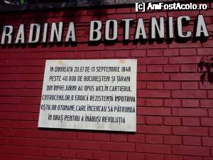 [P15] Placă la intrarea în Grădina Botanică.  » foto by tata123 🔱
 - 
<span class="allrVoted glyphicon glyphicon-heart hidden" id="av694184"></span>
<a class="m-l-10 hidden" id="sv694184" onclick="voting_Foto_DelVot(,694184,3511)" role="button">șterge vot <span class="glyphicon glyphicon-remove"></span></a>
<a id="v9694184" class=" c-red"  onclick="voting_Foto_SetVot(694184)" role="button"><span class="glyphicon glyphicon-heart-empty"></span> <b>LIKE</b> = Votează poza</a> <img class="hidden"  id="f694184W9" src="/imagini/loader.gif" border="0" /><span class="AjErrMes hidden" id="e694184ErM"></span>