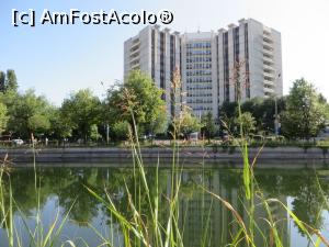 [P20] „Spitalul Municipal” din București.  » foto by tata123 🔱
 - 
<span class="allrVoted glyphicon glyphicon-heart hidden" id="av716184"></span>
<a class="m-l-10 hidden" id="sv716184" onclick="voting_Foto_DelVot(,716184,3511)" role="button">șterge vot <span class="glyphicon glyphicon-remove"></span></a>
<a id="v9716184" class=" c-red"  onclick="voting_Foto_SetVot(716184)" role="button"><span class="glyphicon glyphicon-heart-empty"></span> <b>LIKE</b> = Votează poza</a> <img class="hidden"  id="f716184W9" src="/imagini/loader.gif" border="0" /><span class="AjErrMes hidden" id="e716184ErM"></span>