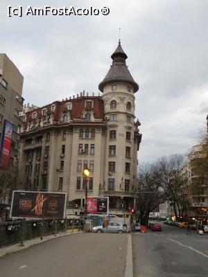 [P13] Teatrul Bulandra văzut de pe Podul Izvor - sediul central.  » foto by tata123 🔱
 - 
<span class="allrVoted glyphicon glyphicon-heart hidden" id="av716481"></span>
<a class="m-l-10 hidden" id="sv716481" onclick="voting_Foto_DelVot(,716481,3511)" role="button">șterge vot <span class="glyphicon glyphicon-remove"></span></a>
<a id="v9716481" class=" c-red"  onclick="voting_Foto_SetVot(716481)" role="button"><span class="glyphicon glyphicon-heart-empty"></span> <b>LIKE</b> = Votează poza</a> <img class="hidden"  id="f716481W9" src="/imagini/loader.gif" border="0" /><span class="AjErrMes hidden" id="e716481ErM"></span>