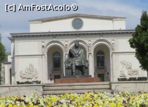 [P02] Statuia lui George Enescu - sculptor Ion Jalea.  » foto by tata123 🔱
 - 
<span class="allrVoted glyphicon glyphicon-heart hidden" id="av1155089"></span>
<a class="m-l-10 hidden" id="sv1155089" onclick="voting_Foto_DelVot(,1155089,3511)" role="button">șterge vot <span class="glyphicon glyphicon-remove"></span></a>
<a id="v91155089" class=" c-red"  onclick="voting_Foto_SetVot(1155089)" role="button"><span class="glyphicon glyphicon-heart-empty"></span> <b>LIKE</b> = Votează poza</a> <img class="hidden"  id="f1155089W9" src="/imagini/loader.gif" border="0" /><span class="AjErrMes hidden" id="e1155089ErM"></span>