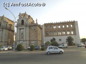 [P11] Porta Felice și Loggiato di San Bartolomeo » foto by Carmen Ion
 - 
<span class="allrVoted glyphicon glyphicon-heart hidden" id="av1102081"></span>
<a class="m-l-10 hidden" id="sv1102081" onclick="voting_Foto_DelVot(,1102081,3527)" role="button">șterge vot <span class="glyphicon glyphicon-remove"></span></a>
<a id="v91102081" class=" c-red"  onclick="voting_Foto_SetVot(1102081)" role="button"><span class="glyphicon glyphicon-heart-empty"></span> <b>LIKE</b> = Votează poza</a> <img class="hidden"  id="f1102081W9" src="/imagini/loader.gif" border="0" /><span class="AjErrMes hidden" id="e1102081ErM"></span>