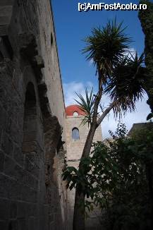 [P11] Una dintre cupolele Basilicii San Giovanni degli Eremiti » foto by ancamariagadea*
 - 
<span class="allrVoted glyphicon glyphicon-heart hidden" id="av59028"></span>
<a class="m-l-10 hidden" id="sv59028" onclick="voting_Foto_DelVot(,59028,3527)" role="button">șterge vot <span class="glyphicon glyphicon-remove"></span></a>
<a id="v959028" class=" c-red"  onclick="voting_Foto_SetVot(59028)" role="button"><span class="glyphicon glyphicon-heart-empty"></span> <b>LIKE</b> = Votează poza</a> <img class="hidden"  id="f59028W9" src="/imagini/loader.gif" border="0" /><span class="AjErrMes hidden" id="e59028ErM"></span>