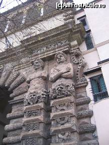 [P04] Palermo-Porta Nuova, detaliu. » foto by Michi
 - 
<span class="allrVoted glyphicon glyphicon-heart hidden" id="av66357"></span>
<a class="m-l-10 hidden" id="sv66357" onclick="voting_Foto_DelVot(,66357,3527)" role="button">șterge vot <span class="glyphicon glyphicon-remove"></span></a>
<a id="v966357" class=" c-red"  onclick="voting_Foto_SetVot(66357)" role="button"><span class="glyphicon glyphicon-heart-empty"></span> <b>LIKE</b> = Votează poza</a> <img class="hidden"  id="f66357W9" src="/imagini/loader.gif" border="0" /><span class="AjErrMes hidden" id="e66357ErM"></span>