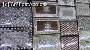 [P62] Imagine din magazinul Gold&Jewelery Oeiental Gifts. » foto by ovidiuyepi
 - 
<span class="allrVoted glyphicon glyphicon-heart hidden" id="av1365417"></span>
<a class="m-l-10 hidden" id="sv1365417" onclick="voting_Foto_DelVot(,1365417,3529)" role="button">șterge vot <span class="glyphicon glyphicon-remove"></span></a>
<a id="v91365417" class=" c-red"  onclick="voting_Foto_SetVot(1365417)" role="button"><span class="glyphicon glyphicon-heart-empty"></span> <b>LIKE</b> = Votează poza</a> <img class="hidden"  id="f1365417W9" src="/imagini/loader.gif" border="0" /><span class="AjErrMes hidden" id="e1365417ErM"></span>