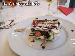 [P17] O felie de tort » foto by DOINITA
 - 
<span class="allrVoted glyphicon glyphicon-heart hidden" id="av1061255"></span>
<a class="m-l-10 hidden" id="sv1061255" onclick="voting_Foto_DelVot(,1061255,3530)" role="button">șterge vot <span class="glyphicon glyphicon-remove"></span></a>
<a id="v91061255" class=" c-red"  onclick="voting_Foto_SetVot(1061255)" role="button"><span class="glyphicon glyphicon-heart-empty"></span> <b>LIKE</b> = Votează poza</a> <img class="hidden"  id="f1061255W9" src="/imagini/loader.gif" border="0" /><span class="AjErrMes hidden" id="e1061255ErM"></span>