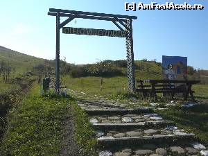 [P05] Intrarea pe Aleea Vulcanilor » foto by Claudiu U.
 - 
<span class="allrVoted glyphicon glyphicon-heart hidden" id="av583335"></span>
<a class="m-l-10 hidden" id="sv583335" onclick="voting_Foto_DelVot(,583335,3566)" role="button">șterge vot <span class="glyphicon glyphicon-remove"></span></a>
<a id="v9583335" class=" c-red"  onclick="voting_Foto_SetVot(583335)" role="button"><span class="glyphicon glyphicon-heart-empty"></span> <b>LIKE</b> = Votează poza</a> <img class="hidden"  id="f583335W9" src="/imagini/loader.gif" border="0" /><span class="AjErrMes hidden" id="e583335ErM"></span>