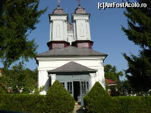 [P34] Biserica Veche a Manastirii Ciolanu avand hramul 'Sf. Mare Mucenic Gheorghe', apartine sec. al XVI-lea, fiind ctitorita fie in vremea lui Alexandru al II-lea, fie in a doua domnie a lui Mihnea al II-lea.  » foto by stellinna
 - 
<span class="allrVoted glyphicon glyphicon-heart hidden" id="av670735"></span>
<a class="m-l-10 hidden" id="sv670735" onclick="voting_Foto_DelVot(,670735,3566)" role="button">șterge vot <span class="glyphicon glyphicon-remove"></span></a>
<a id="v9670735" class=" c-red"  onclick="voting_Foto_SetVot(670735)" role="button"><span class="glyphicon glyphicon-heart-empty"></span> <b>LIKE</b> = Votează poza</a> <img class="hidden"  id="f670735W9" src="/imagini/loader.gif" border="0" /><span class="AjErrMes hidden" id="e670735ErM"></span>