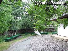 [P2x] in curtea casei memoriale Ion Creanga » foto by danoradea
 - 
<span class="allrVoted glyphicon glyphicon-heart hidden" id="av34751"></span>
<a class="m-l-10 hidden" id="sv34751" onclick="voting_Foto_DelVot(,34751,3571)" role="button">șterge vot <span class="glyphicon glyphicon-remove"></span></a>
<a id="v934751" class=" c-red"  onclick="voting_Foto_SetVot(34751)" role="button"><span class="glyphicon glyphicon-heart-empty"></span> <b>LIKE</b> = Votează poza</a> <img class="hidden"  id="f34751W9" src="/imagini/loader.gif" border="0" /><span class="AjErrMes hidden" id="e34751ErM"></span>