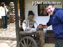 [P14] cizmarul din copilaria lui Nica » foto by Valentina69
 - 
<span class="allrVoted glyphicon glyphicon-heart hidden" id="av44367"></span>
<a class="m-l-10 hidden" id="sv44367" onclick="voting_Foto_DelVot(,44367,3571)" role="button">șterge vot <span class="glyphicon glyphicon-remove"></span></a>
<a id="v944367" class=" c-red"  onclick="voting_Foto_SetVot(44367)" role="button"><span class="glyphicon glyphicon-heart-empty"></span> <b>LIKE</b> = Votează poza</a> <img class="hidden"  id="f44367W9" src="/imagini/loader.gif" border="0" /><span class="AjErrMes hidden" id="e44367ErM"></span>