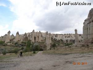 [P132] Mountain bike. Valea Dragostei (Baglidere). Stanci erecte - cand natura se amuza!  » foto by nickro
 - 
<span class="allrVoted glyphicon glyphicon-heart hidden" id="av509801"></span>
<a class="m-l-10 hidden" id="sv509801" onclick="voting_Foto_DelVot(,509801,3573)" role="button">șterge vot <span class="glyphicon glyphicon-remove"></span></a>
<a id="v9509801" class=" c-red"  onclick="voting_Foto_SetVot(509801)" role="button"><span class="glyphicon glyphicon-heart-empty"></span> <b>LIKE</b> = Votează poza</a> <img class="hidden"  id="f509801W9" src="/imagini/loader.gif" border="0" /><span class="AjErrMes hidden" id="e509801ErM"></span>