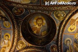 [P22] Muzeul in aer liber Goreme - Biserica intunecata » foto by nickro
 - 
<span class="allrVoted glyphicon glyphicon-heart hidden" id="av510594"></span>
<a class="m-l-10 hidden" id="sv510594" onclick="voting_Foto_DelVot(,510594,3573)" role="button">șterge vot <span class="glyphicon glyphicon-remove"></span></a>
<a id="v9510594" class=" c-red"  onclick="voting_Foto_SetVot(510594)" role="button"><span class="glyphicon glyphicon-heart-empty"></span> <b>LIKE</b> = Votează poza</a> <img class="hidden"  id="f510594W9" src="/imagini/loader.gif" border="0" /><span class="AjErrMes hidden" id="e510594ErM"></span>