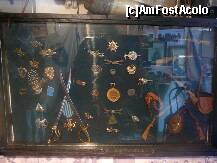 [P26] O colectie de insigne, tot in acelasi mic muzeu » foto by Claudiu U.
 - 
<span class="allrVoted glyphicon glyphicon-heart hidden" id="av188759"></span>
<a class="m-l-10 hidden" id="sv188759" onclick="voting_Foto_DelVot(,188759,3588)" role="button">șterge vot <span class="glyphicon glyphicon-remove"></span></a>
<a id="v9188759" class=" c-red"  onclick="voting_Foto_SetVot(188759)" role="button"><span class="glyphicon glyphicon-heart-empty"></span> <b>LIKE</b> = Votează poza</a> <img class="hidden"  id="f188759W9" src="/imagini/loader.gif" border="0" /><span class="AjErrMes hidden" id="e188759ErM"></span>