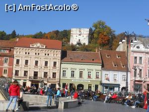 [P36] Brașov - În Piața Sfatului. » foto by iulianic
 - 
<span class="allrVoted glyphicon glyphicon-heart hidden" id="av1341202"></span>
<a class="m-l-10 hidden" id="sv1341202" onclick="voting_Foto_DelVot(,1341202,3615)" role="button">șterge vot <span class="glyphicon glyphicon-remove"></span></a>
<a id="v91341202" class=" c-red"  onclick="voting_Foto_SetVot(1341202)" role="button"><span class="glyphicon glyphicon-heart-empty"></span> <b>LIKE</b> = Votează poza</a> <img class="hidden"  id="f1341202W9" src="/imagini/loader.gif" border="0" /><span class="AjErrMes hidden" id="e1341202ErM"></span>
