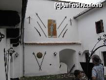 [P06] Armele vremii expuse la Complex Turistic Cetate » foto by mirelutza
 - 
<span class="allrVoted glyphicon glyphicon-heart hidden" id="av50313"></span>
<a class="m-l-10 hidden" id="sv50313" onclick="voting_Foto_DelVot(,50313,3615)" role="button">șterge vot <span class="glyphicon glyphicon-remove"></span></a>
<a id="v950313" class=" c-red"  onclick="voting_Foto_SetVot(50313)" role="button"><span class="glyphicon glyphicon-heart-empty"></span> <b>LIKE</b> = Votează poza</a> <img class="hidden"  id="f50313W9" src="/imagini/loader.gif" border="0" /><span class="AjErrMes hidden" id="e50313ErM"></span>
