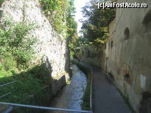 [P13] 'Aleea de sub ziduri', un mic defileu in plin centrul Brasovului » foto by dorgo
 - 
<span class="allrVoted glyphicon glyphicon-heart hidden" id="av660350"></span>
<a class="m-l-10 hidden" id="sv660350" onclick="voting_Foto_DelVot(,660350,3615)" role="button">șterge vot <span class="glyphicon glyphicon-remove"></span></a>
<a id="v9660350" class=" c-red"  onclick="voting_Foto_SetVot(660350)" role="button"><span class="glyphicon glyphicon-heart-empty"></span> <b>LIKE</b> = Votează poza</a> <img class="hidden"  id="f660350W9" src="/imagini/loader.gif" border="0" /><span class="AjErrMes hidden" id="e660350ErM"></span>